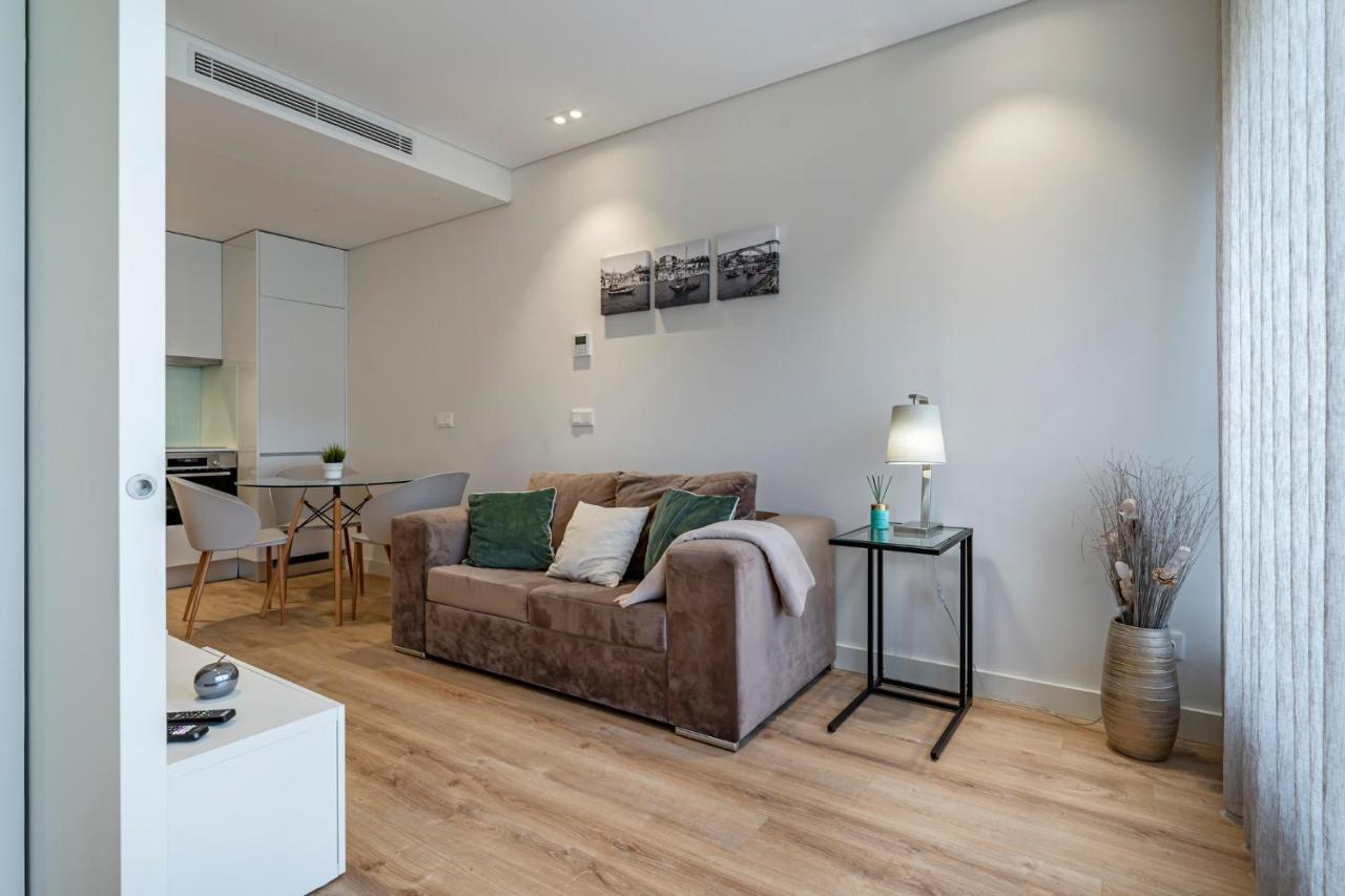 Antas Park Flat With Pool Leilighet Porto Eksteriør bilde